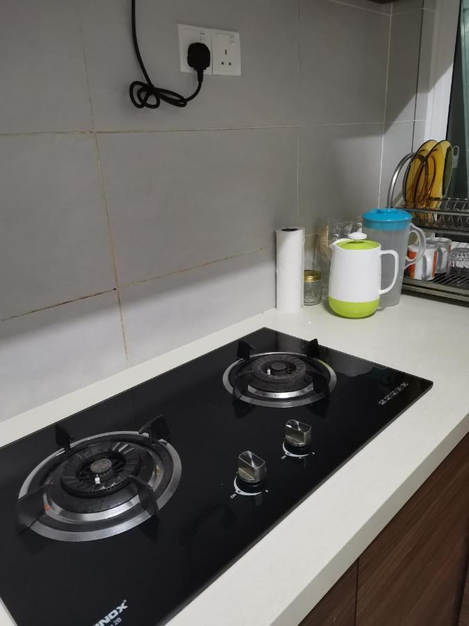 Ilsham Guest House @ Seroja Hills Bbst Sepang Luaran gambar