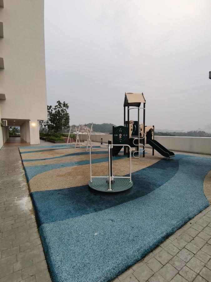 Ilsham Guest House @ Seroja Hills Bbst Sepang Luaran gambar