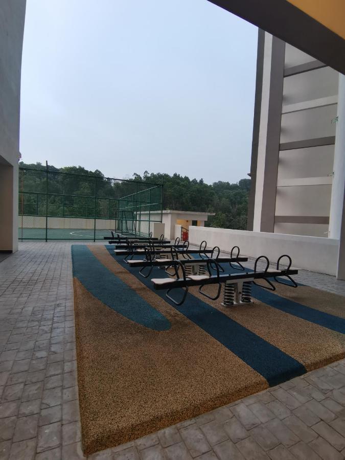 Ilsham Guest House @ Seroja Hills Bbst Sepang Luaran gambar